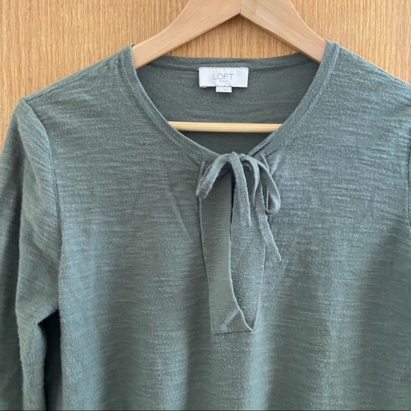 LOFT • Oversized Tie Neck Shirt Tunic - Size M - Picture 5 of 12